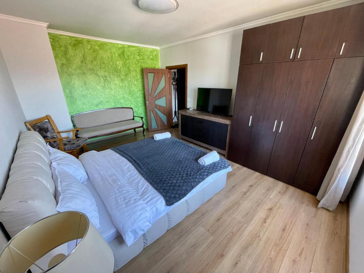Amazing View Central 1 Bedroom Apartment Pazardzhik Exterior foto